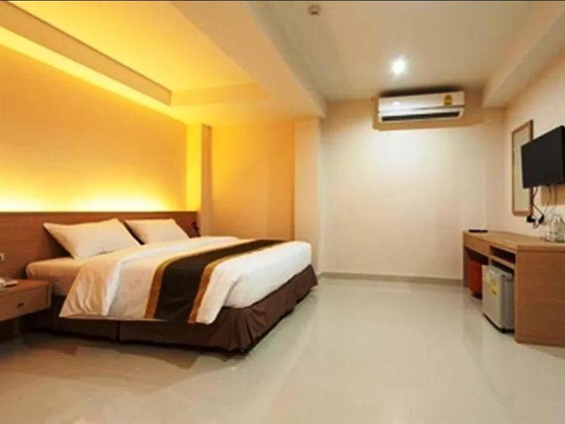 Gateway Hotel Pratunam Bangkok Exterior photo