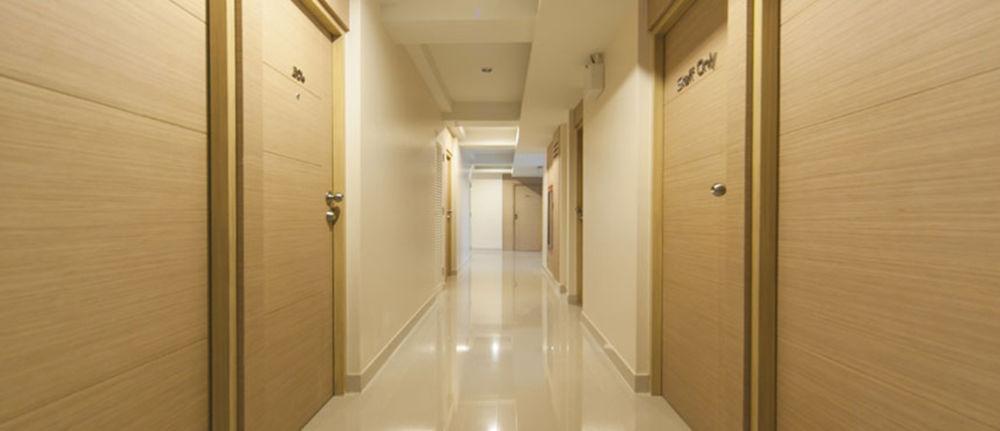 Gateway Hotel Pratunam Bangkok Exterior photo